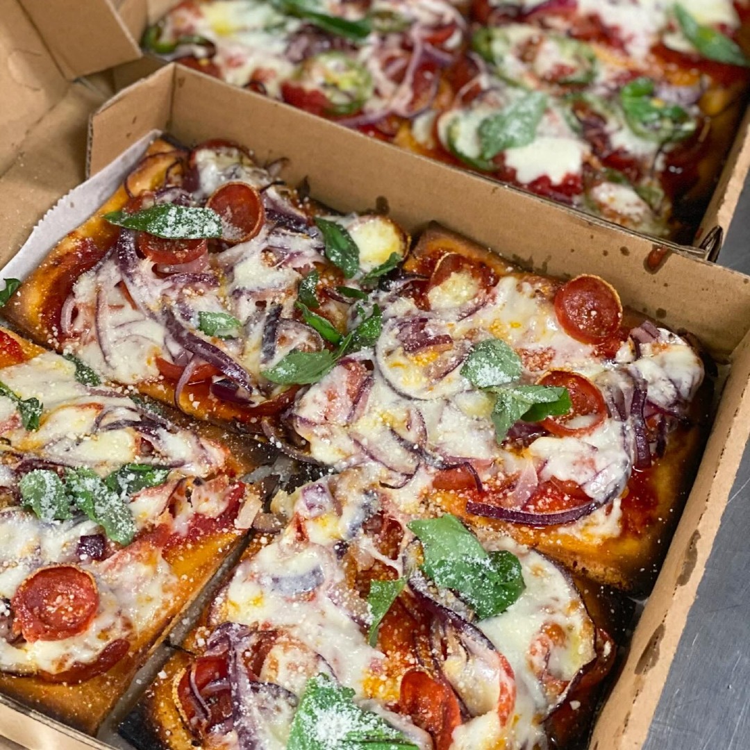 Crisp Pizza